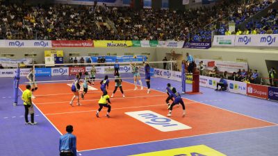 Antusias Menyaksikan PLN Mobile Proliga 2024, Tiket di PLN Mobile Ludes Dibeli Pecinta Voli Jawa Timur