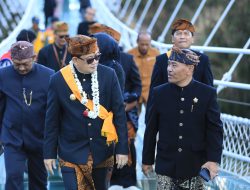 Pj. Gubernur Adhy Dikukuhkan Sebagai Warga Kehormatan Masyarakat Suku Tengger