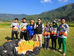 Rasakan Keseruan Paralayang di Kota Batu, Pj. Gubernur Adhy: Wajib Dicoba, Dijamin Bikin Nyandu