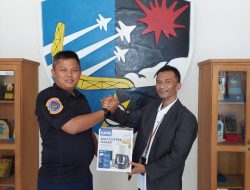 PLN UP3 Mojokerto Beri Apresiasi Kejutan Pelanggan di Hari Pelanggan Nasional