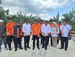Peresmian Rekonstruksi Jembatan Terdampak Bencana di Kabupaten Ponorogo, Kalaksa BPBD Jatim : Semoga Jembatan Berumur Panjang dan Bermanfaat untuk Masyarakat