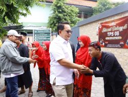 Pj. Gubernur Jatim Bersama Ketua KPU RI Tinjau TPS di Pamekasan, Pastikan Jatim Siap Gelar Pilkada Serentak 2024