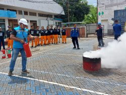 PLN GELAR SIMULASI TANGGAP DARURAT GEMPA BUMI DAN KEBAKARAN