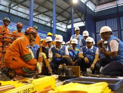 Gelar Apel Siaga Kelistrikan Natal 2024 & Tahun Baru 2025, PLN Icon Plus dan PLN UID Jatim Pastikan Layanan Prima