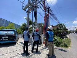 PLN Icon Plus Lakukan Perapihan Kabel Ilegal untuk Tingkatkan Keselamatan dan Estetika Kota Kediri