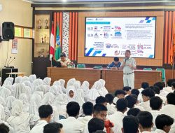 Jasa Raharja Safety Campaign di SMAN 2 Magetan tentang Keselamatan dan Kenalkan Manfaat Tertib Administrasi Ranmor