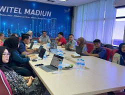 Karyawan Telkom Madiun Menerima Edukasi Manfaat SWDKLLJ dan DPWKP dari Jasa Raharja Cabang Madiun