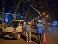 Pastikan Kehandalan Pasokan Listrik di Bulan Suci Ramadhan, PLN UP3 Madura Lakukan Rabas Jaringan di Pamekasan
