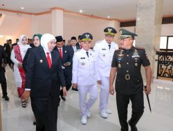 Gubernur Khofifah Hadiri Sertijab Bupati-Wabup Mojokerto
