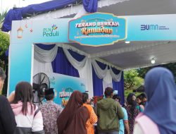 Partisipasi Srikandi PLN dalam Pasar Sembako Murah di Terang Berkah Ramadhan PLN Jawa Timur