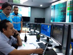 Menyalakan Semangat Toleransi, PLN UP2D Jawa Timur Jaga Pasokan Listrik di Hari Paskah 2025