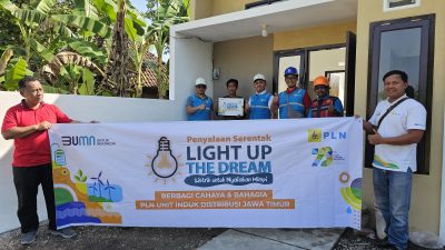Sambungkan Listrik Gratis untuk Warga Mojokerto, PLN Jadi Motor Ekonomi Rakyat melalui Program Light Up The Dream
