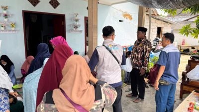 Perkuat Peran Sosial PLN sebagai Motor Ekonomi Rakyat, YBM PLN UP3 Madura Salurkan Bantuan Sembako kepada Dhuafa di Sumenep