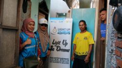 PLN Wujudkan Mimpi Ibu Nur Badi’ah Melalui Program Light Up The Dream