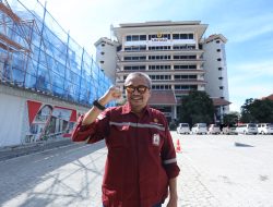 Sambut Mahasiswa Baru, Sie Layout & Dekorasi Pastikan PKKMB 2025 Untag Surabaya Nyaman dan Tertata