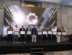 Raih Penghargaan Jawa Timur Industry Marketing Champion 2025, General Manager PLN Icon Plus Jatim Komitmen Hadirkan Inovasi