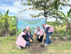 PLN Icon Plus Jatim Gelar Aksi Tanam 100 Pohon dan Apresiasi Pelanggan ICONNET di Sidoarjo