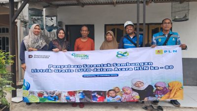 Hadirkan Listrik untuk Rakyat, PLN UP3 Mojokerto dan YBM PLN Semarakkan Sumpah Pemuda dan Hari Listrik Nasional Lewat Program Light Up The Dream