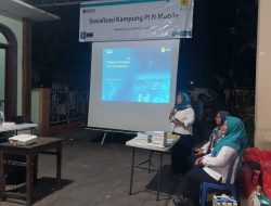 Momentum Hari Listrik Nasional dan Sumpah Pemuda, PLN UP3 Mojokerto Dorong Warga Sooko 100% Gunakan Aplikasi PLN Mobile