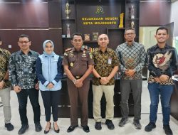 Dukung Iklim Bisnis dan Ekonomi Daerah, PLN UP3 Mojokerto Jalin Silaturahmi dengan Kejari Kota Mojokerto di Hari Pahlawan