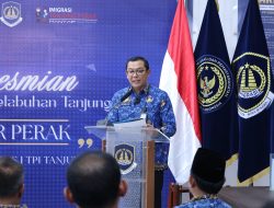 Imigrasi Tanjung Perak Hadirkan Layar Perak, Inovasi Layanan Paspor yang Mudah