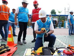 Wujud Komitmen Keselamatan dan Keandalan Listrik, PLN UP3 Surabaya Selatan Gelar Apel K3 Nasional