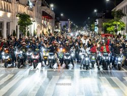 Night Ride Senyap tanpa Polusi Keliling Kota Surabaya, PLN UP3 Surabaya Selatan Sambut Hangat Komunitas Bromolis dan Komunitas Motor Listrik Jawa Timur