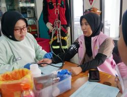 PLN Surabaya Barat Gelar Donor Darah Peringati Bulan K3 Nasional 2026, Srikandi PLN Turut Ambil Peran