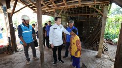 Program BPBL Diresmikan Wakil Ketua MPR RI, PLN Terangi Warga Salamwates Trenggalek
