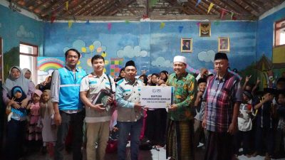 Sambut HUT ke-81 RI, YBM PLN Jawa Timur Salurkan Bantuan Kesehatan, Pendidikan, dan Sosial di Tiga Daerah