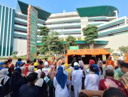 Kolaborasi Bareng BPBD dan Damkar Surabaya, Tim BPBD Jatim Support Gelar Simulasi Gempa Bumi dan Kebakaran di RSUD Dr Soetomo