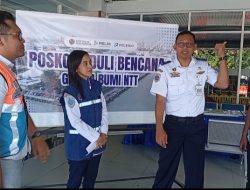 Bahu-Membahu untuk NTT: Unsur Maritim Tanjung Perak Pasok 15 Ton Logistik Bencana